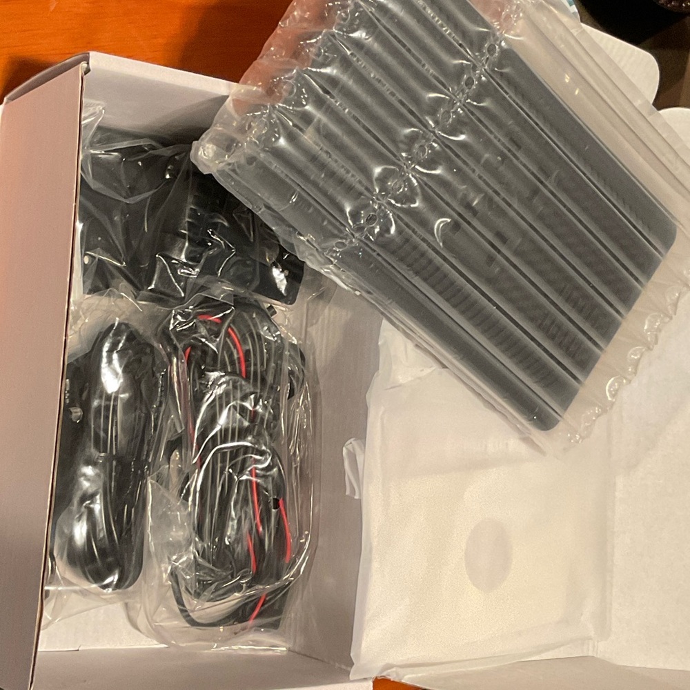 Portable Wireless Car Stereo - Picture 4 of 4
